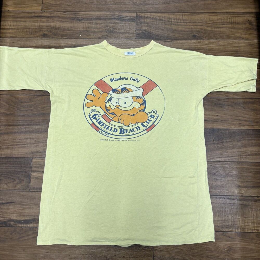 Vintage 1978 Garfield Beach Club Sleep Shirt One Size Flirts Syndicate Inc